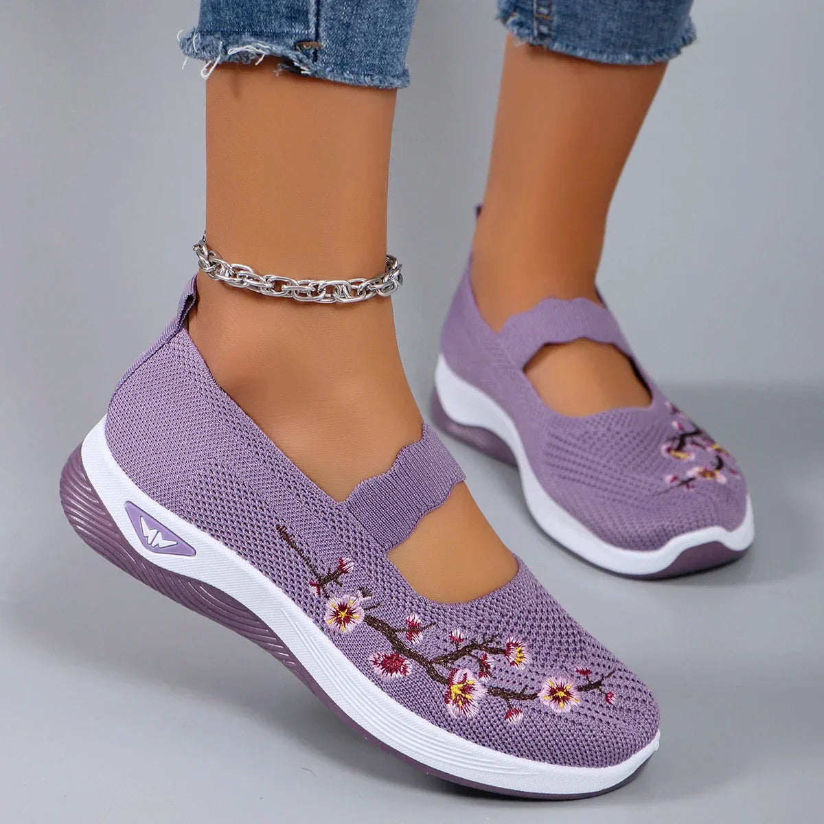 Fajon - Comfortable Floral Embroidered Sneakers