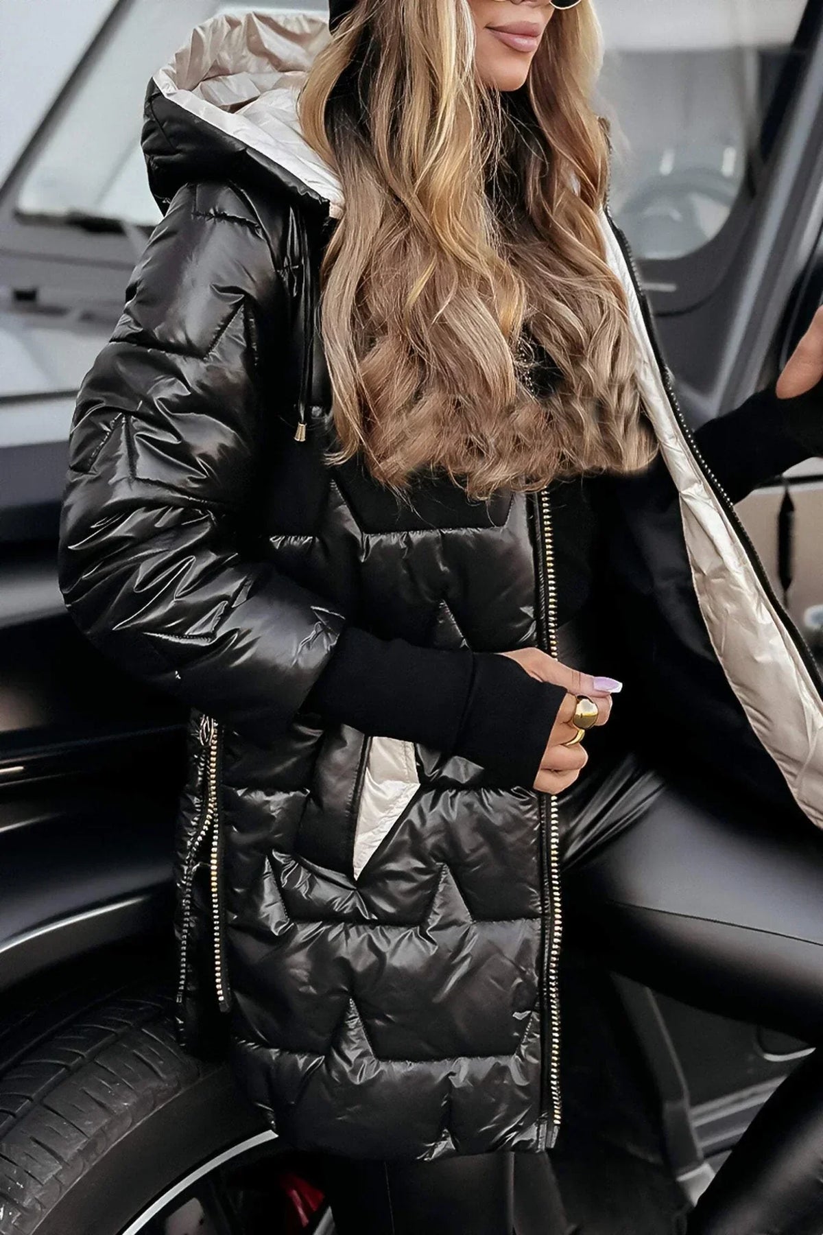 Wilma – Elegant Winter Coat with Hood and Padding